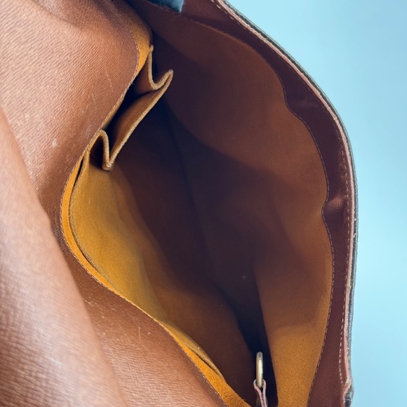 Louis Vuitton Monogram Crossbody Messenger Bag - Picture 13 of 16